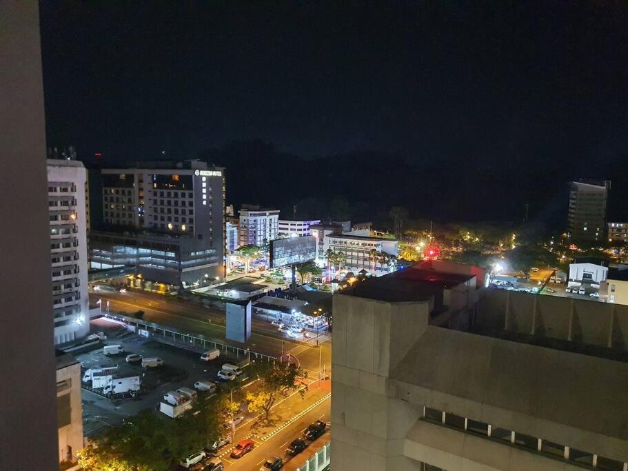 Kota Kinabalu City The Shore - Lucky 7 Homestay Exterior foto