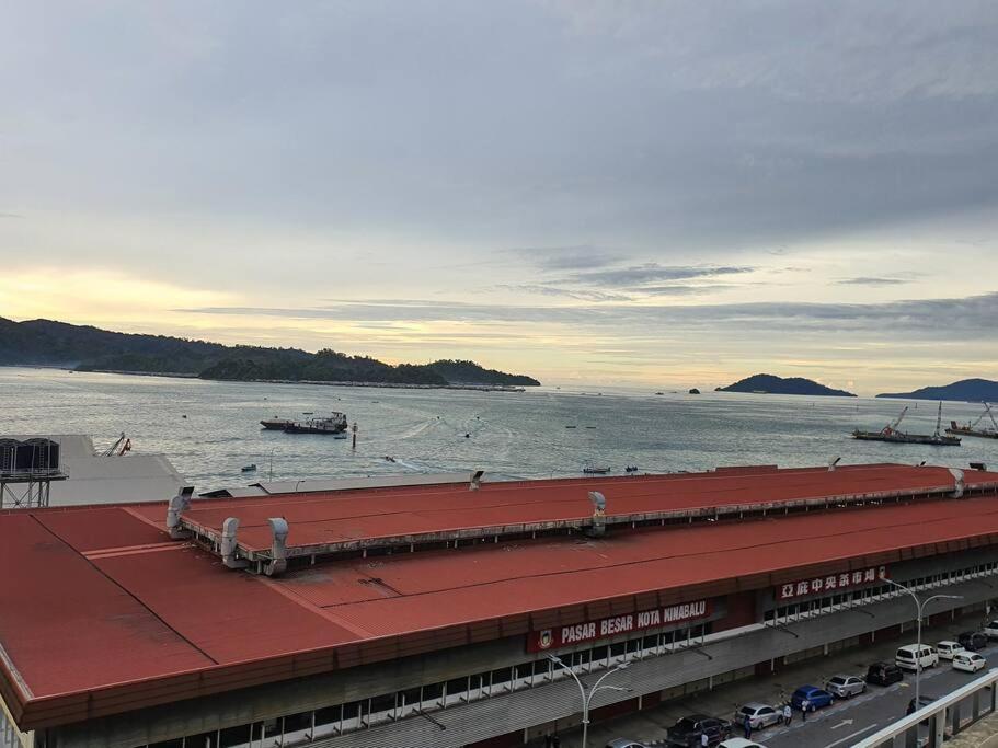 Kota Kinabalu City The Shore - Lucky 7 Homestay Exterior foto