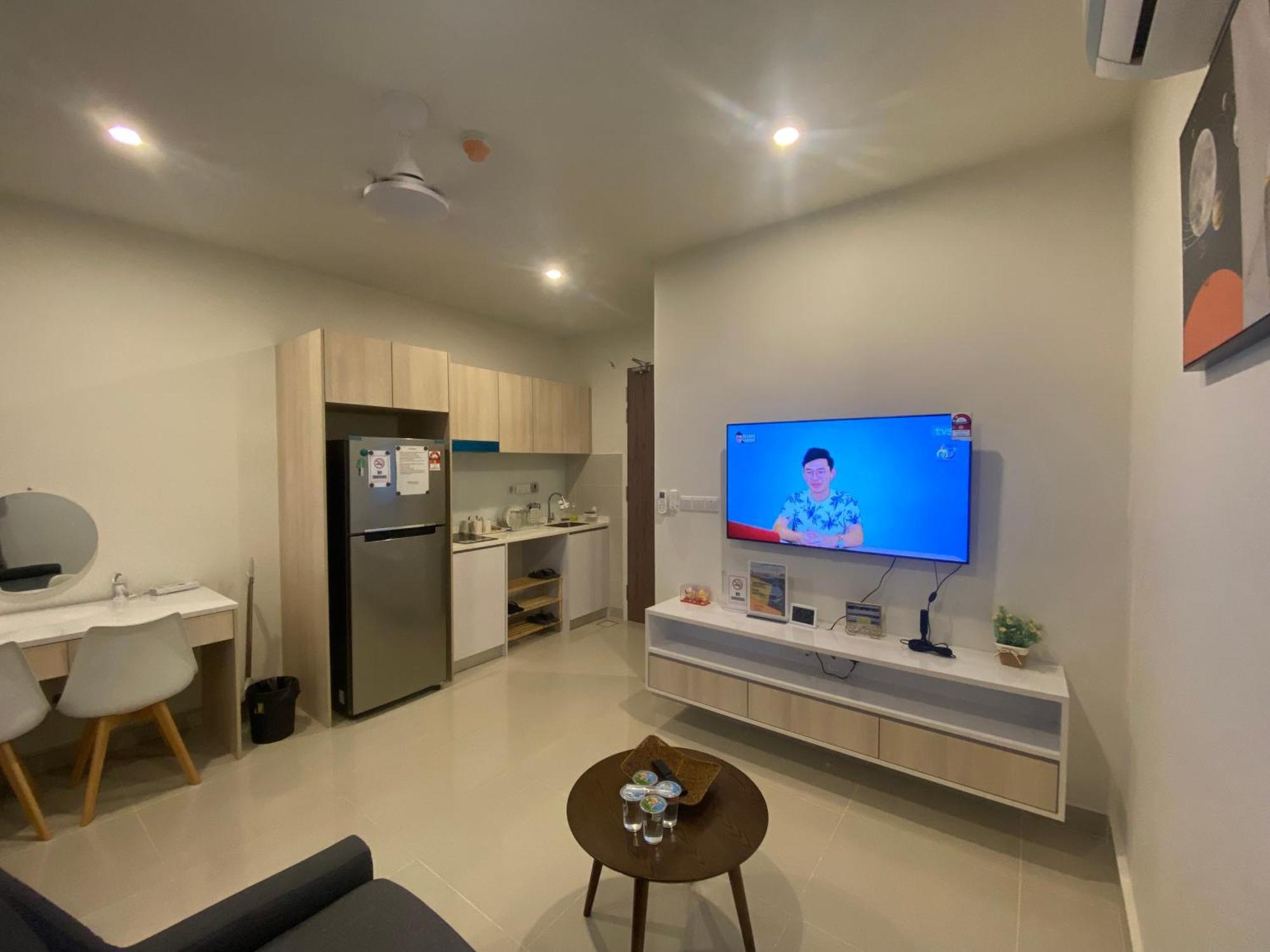 Kota Kinabalu City The Shore - Lucky 7 Homestay Exterior foto