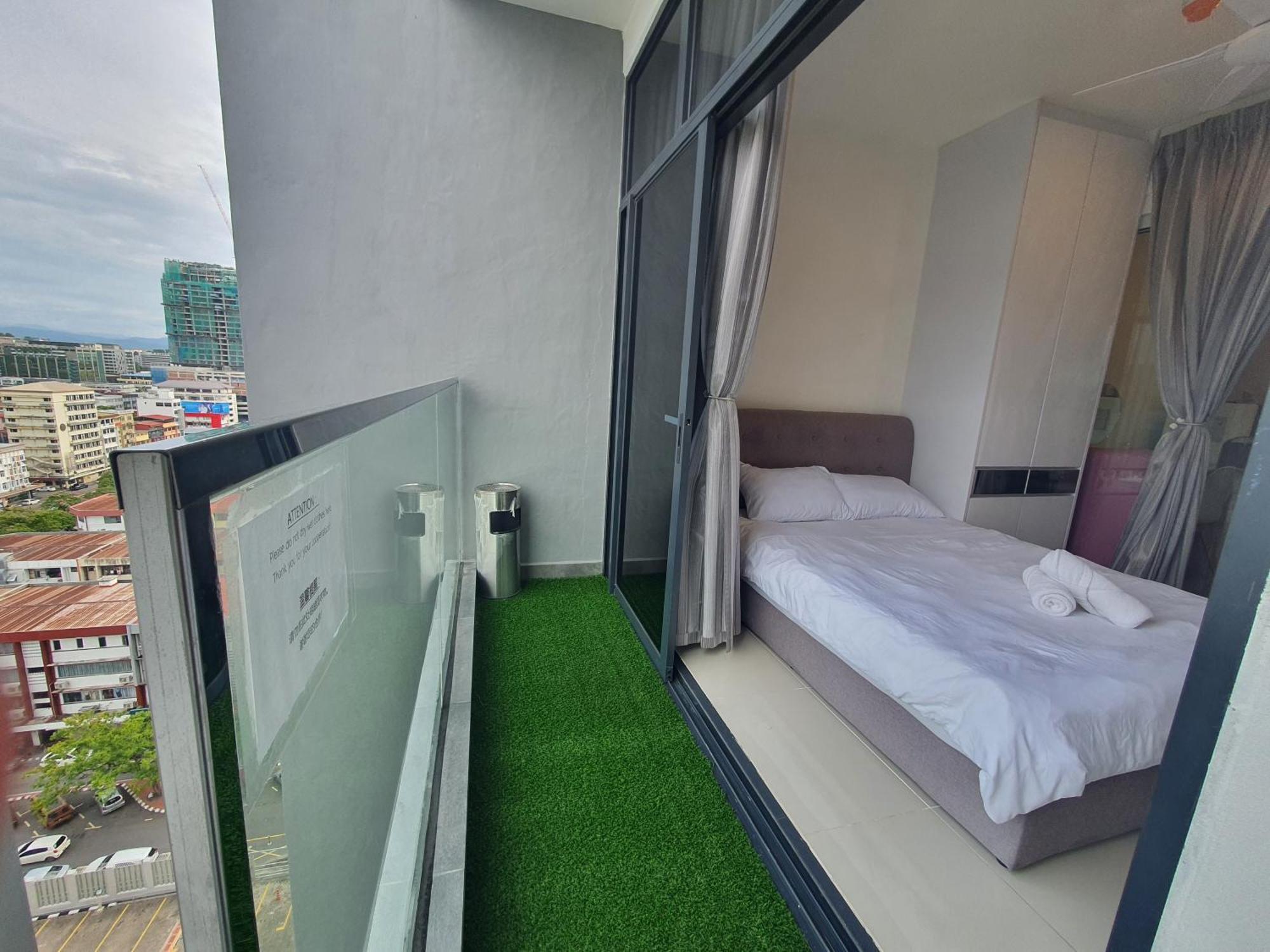 Kota Kinabalu City The Shore - Lucky 7 Homestay Exterior foto